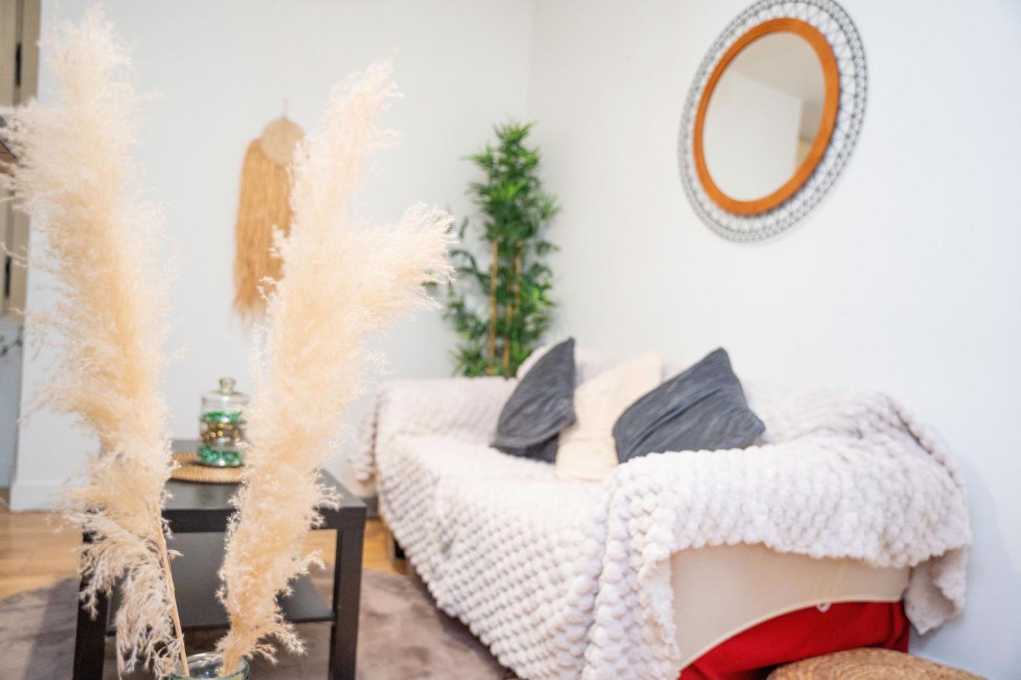 Le Castel Apartment น็องต์ ภายนอก รูปภาพ