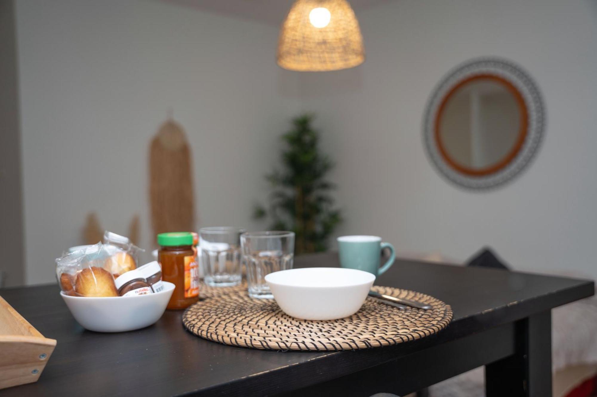 Le Castel Apartment น็องต์ ภายนอก รูปภาพ